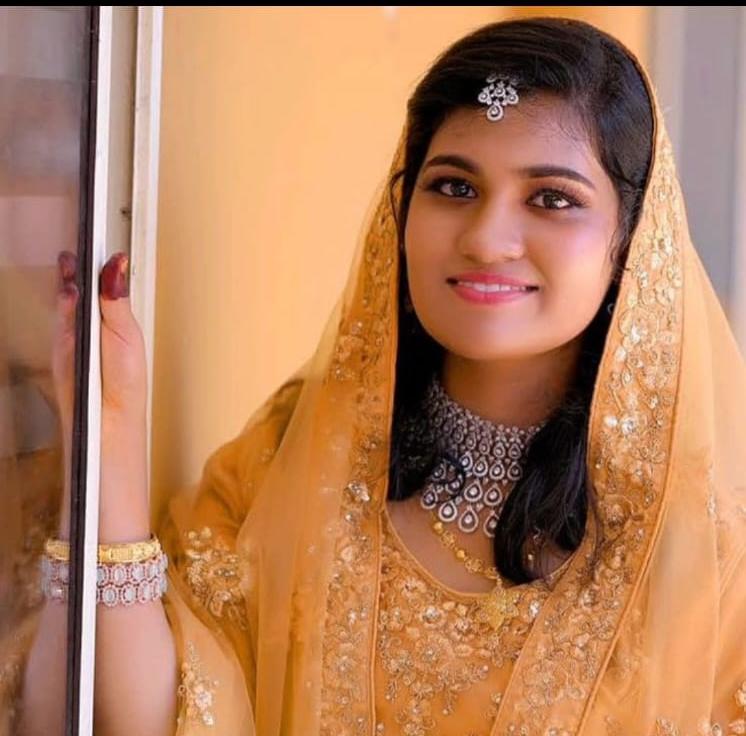 LEORA BRIDAL STUDIO CHARUMOODU